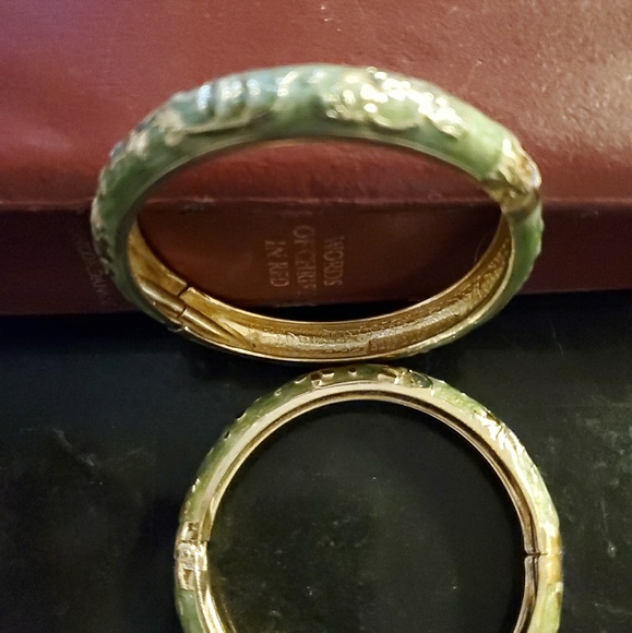 2 Snap Bangles - Picture 2 of 4